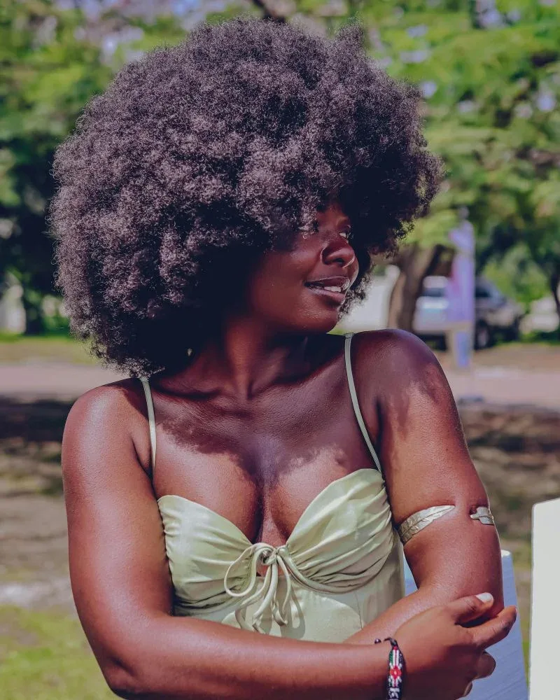 close up of type 4 natural hair showing tight coils and dense texture