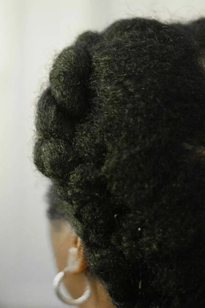natural hair breakage close up on type 4 hair texture